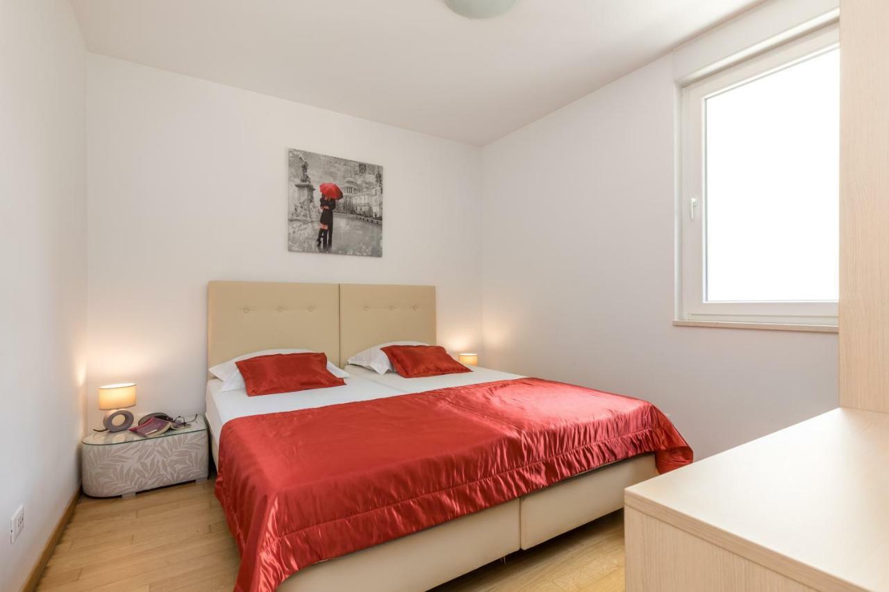 Apartment Marcela With Private Parking Split Ngoại thất bức ảnh